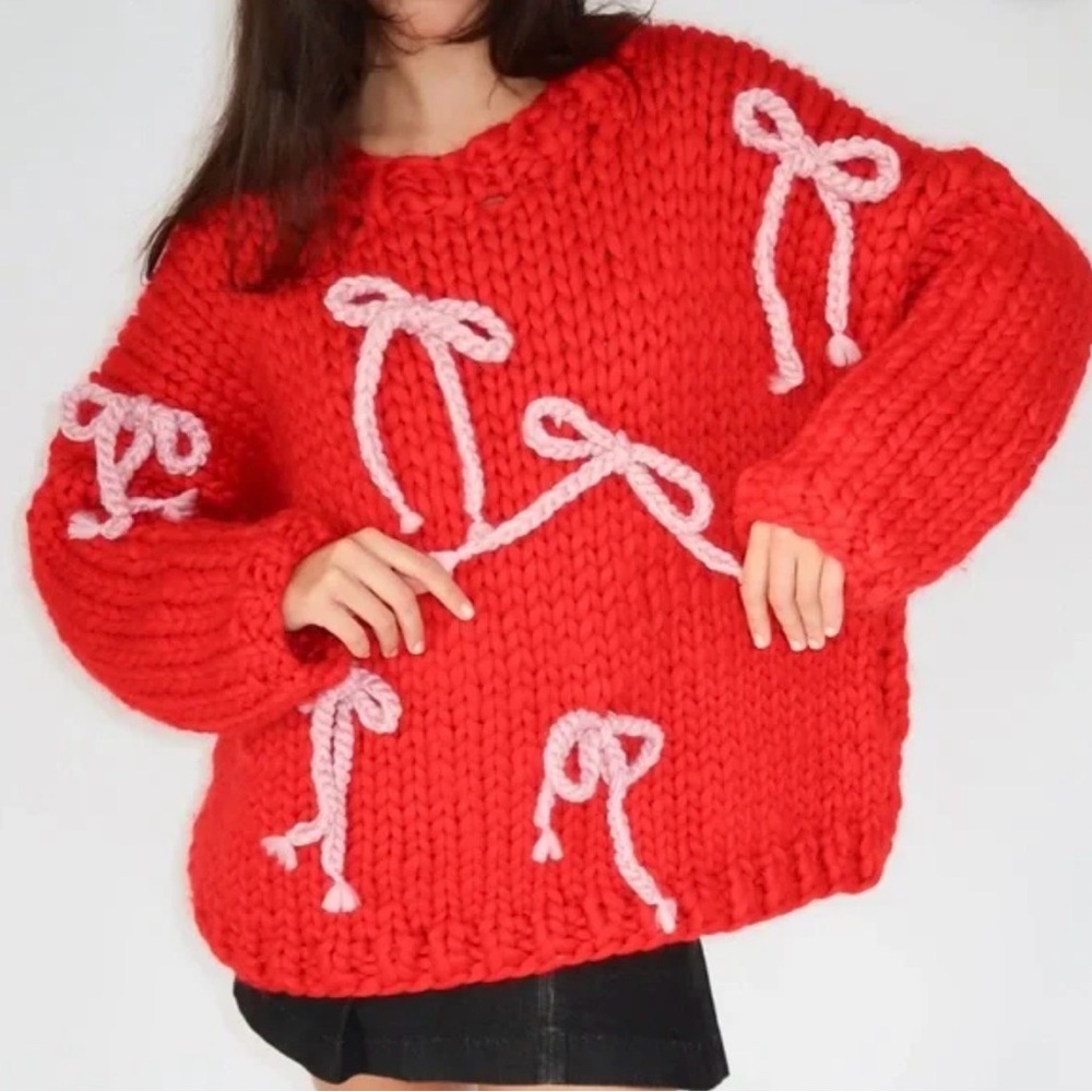 Hope Macaulay Red Bow Sweater Size L/XL NWT - Picture 2 of 6